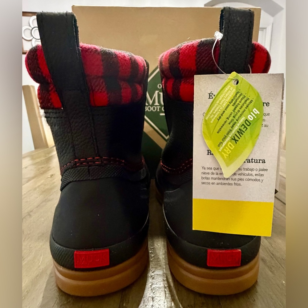 NIB Muck Women's Originals Leather Duck Lace Waterproof Boots Buffalo Plaid W11 - Picture 10 of 11